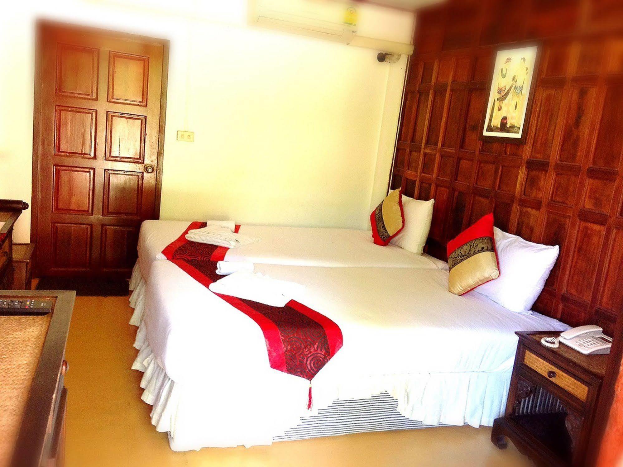 Jaroenrat Resort Samut Songkhram Zewnętrze zdjęcie