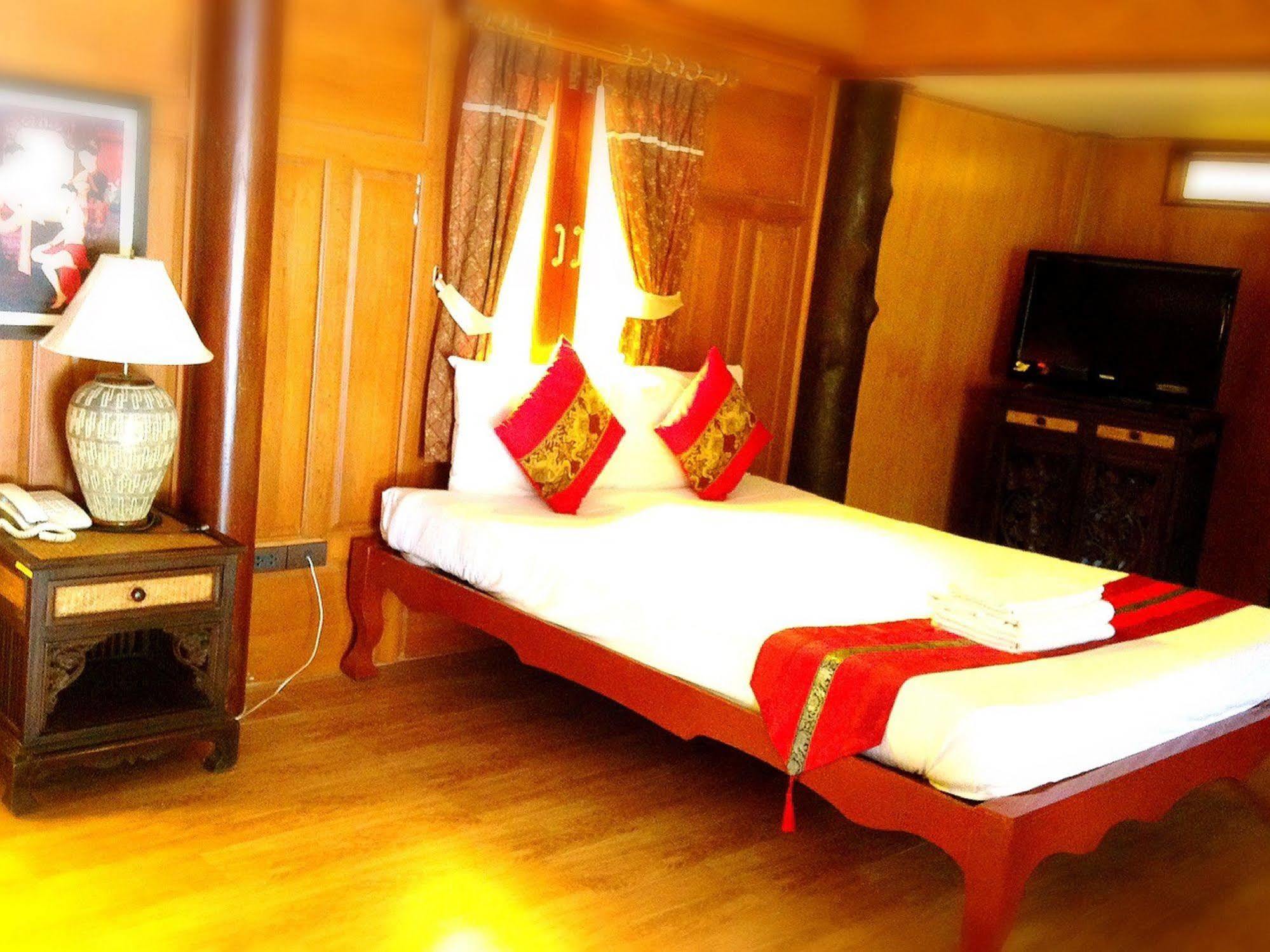 Jaroenrat Resort Samut Songkhram Zewnętrze zdjęcie
